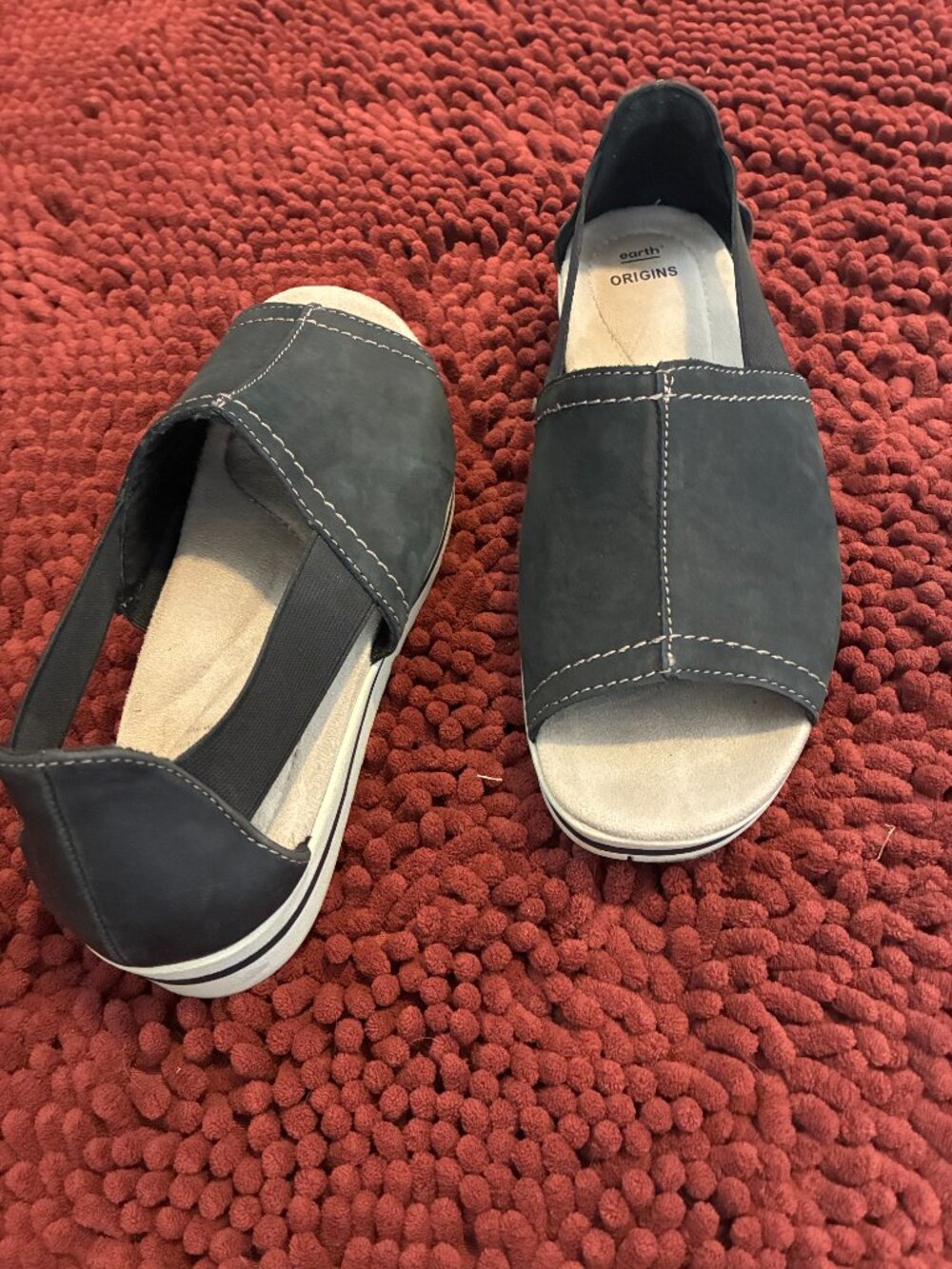 Earth Origins Carly Connie Leather Slip On Sandals Shoes